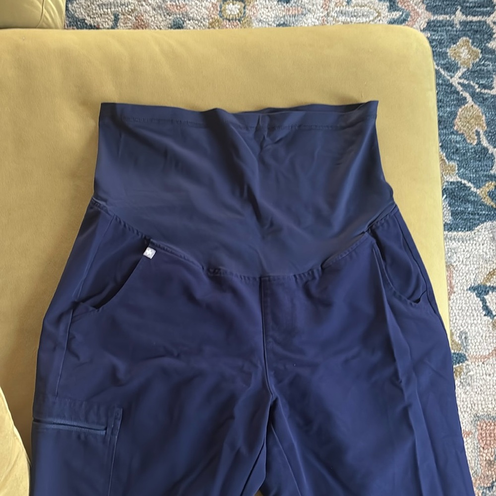 FIGS maternity scrubs